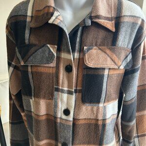 Plaid flannel shirt size small